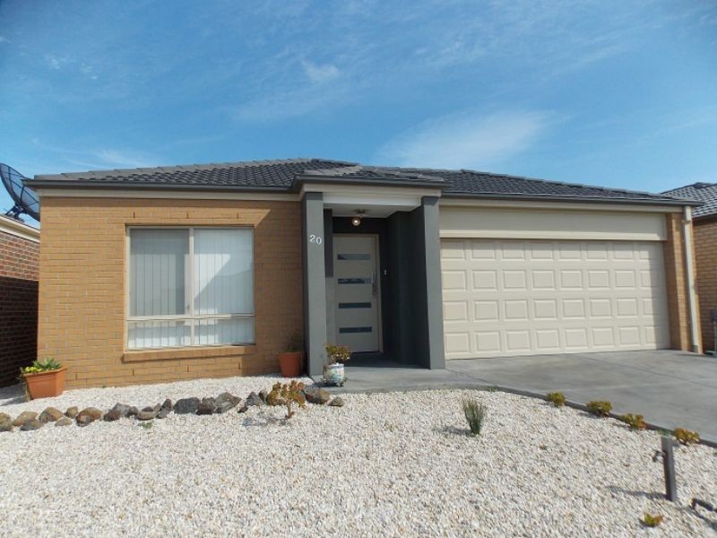 20 Old Course Crescent, Deer Park VIC 3023