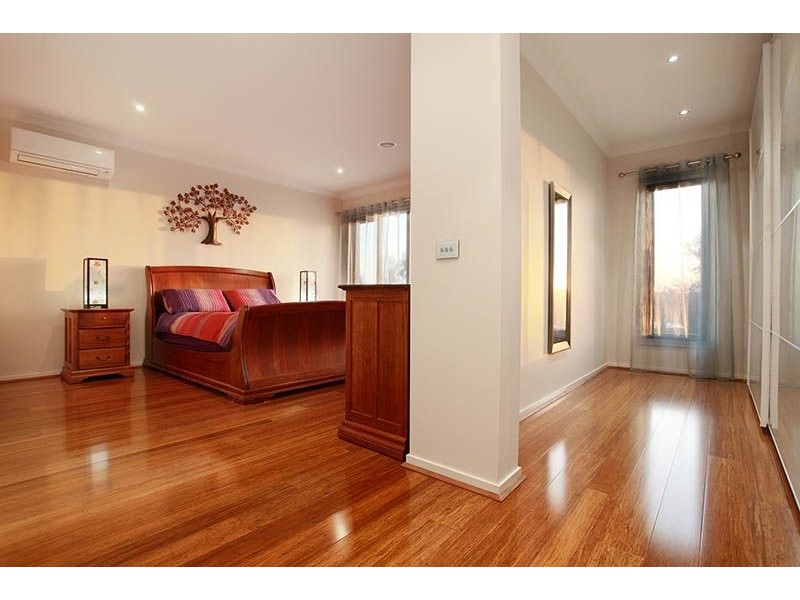 7 Turitable Way, Caroline Springs VIC 3023