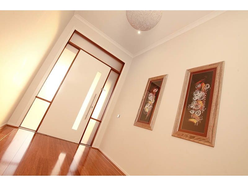 7 Turitable Way, Caroline Springs VIC 3023