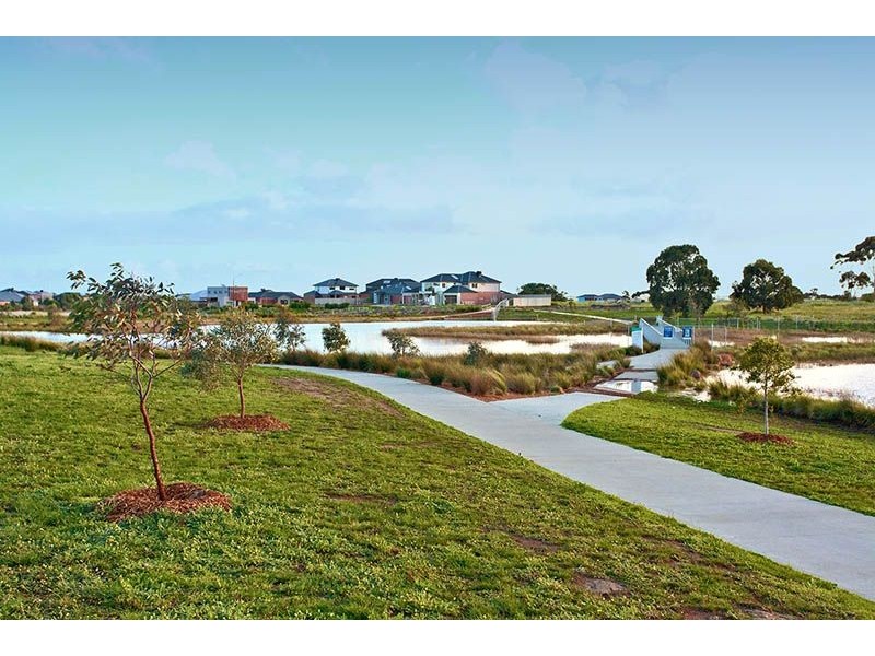7 Turitable Way, Caroline Springs VIC 3023