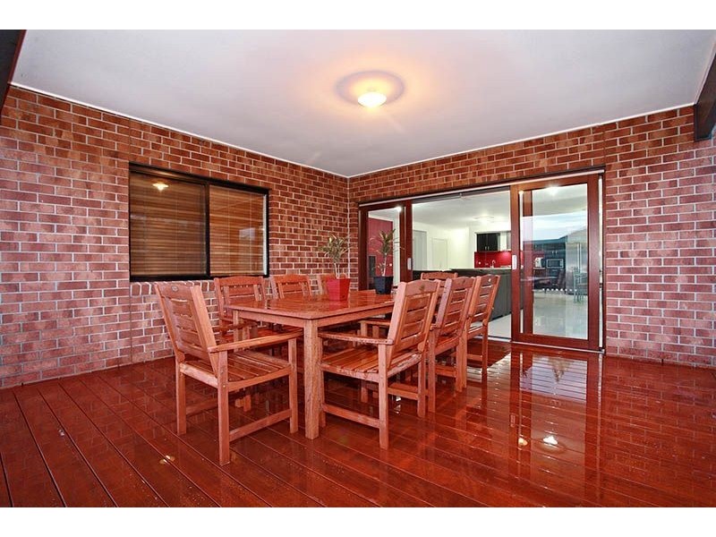 11 St Leonards Avenue, Derrimut VIC 3030