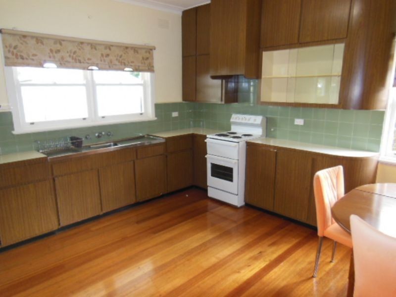 7 Montasell Avenue, Deer Park VIC 3023