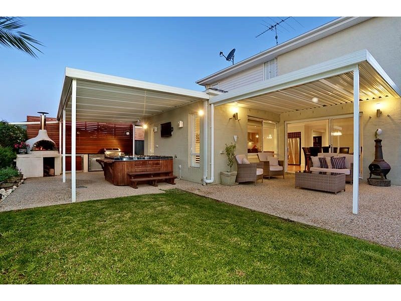 68 Capesthorne Drive, Derrimut VIC 3030
