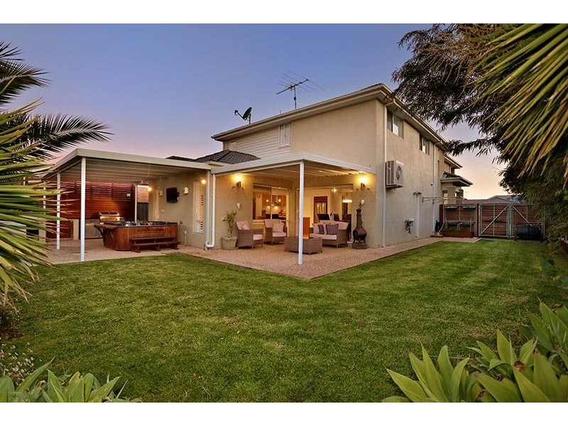 68 Capesthorne Drive, Derrimut VIC 3030
