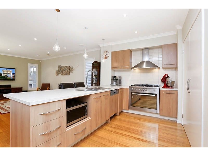 68 Capesthorne Drive, Derrimut VIC 3030