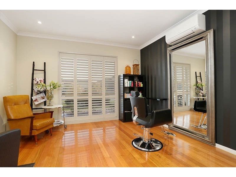 68 Capesthorne Drive, Derrimut VIC 3030