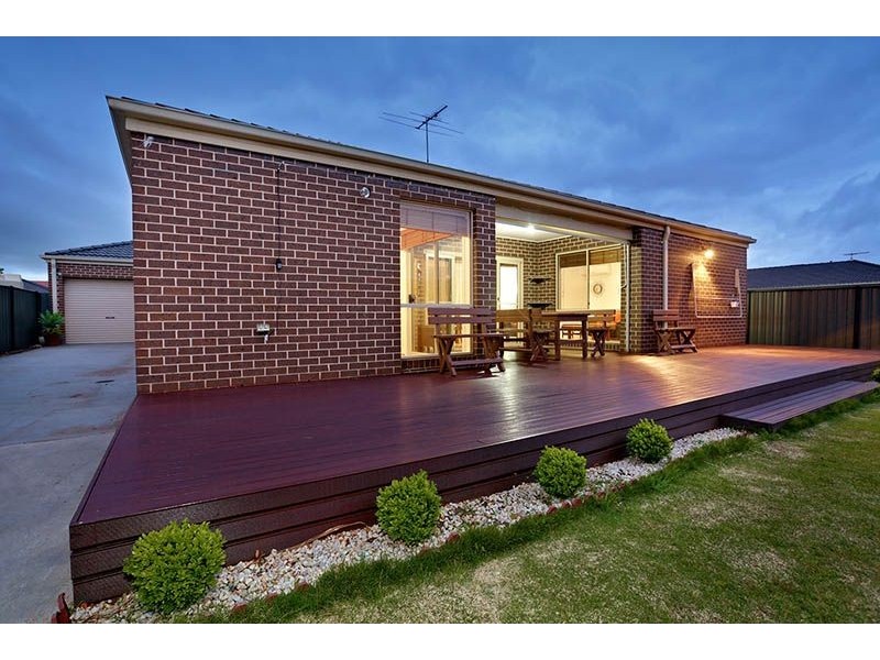 21 Berkeley Crescent, Derrimut VIC 3030