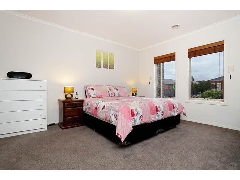 21 Berkeley Crescent, Derrimut VIC 3030