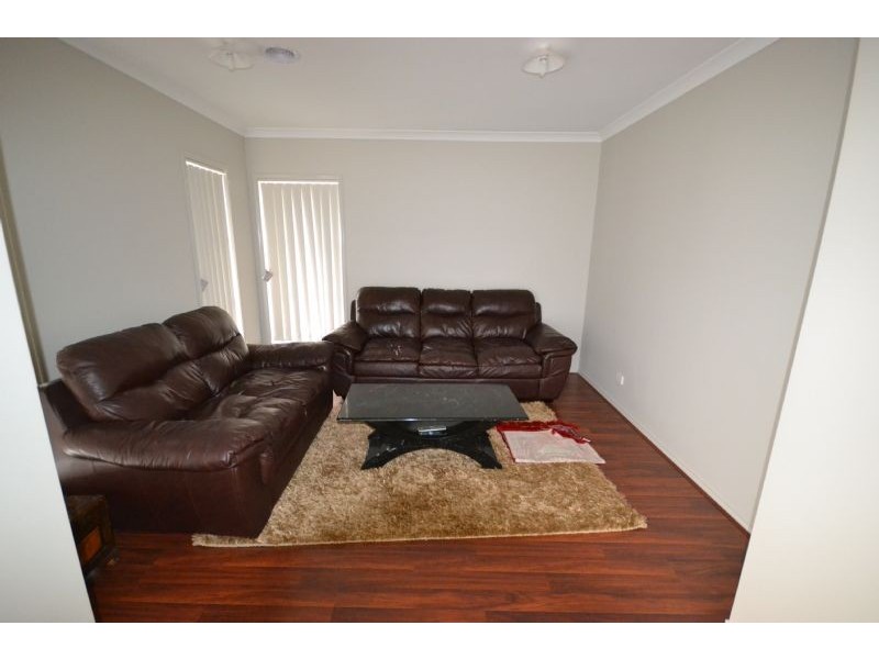 2 Sarah Street, Sunshine VIC 3020