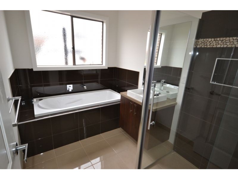 20 Upton Circle, Derrimut VIC 3030