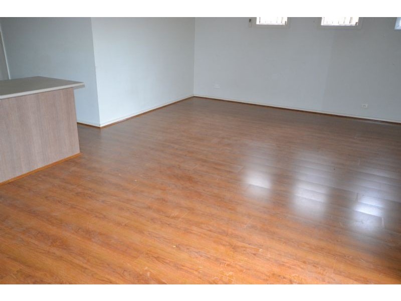 12 Deauville Lane, Deer Park VIC 3023