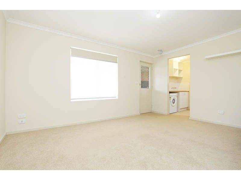 13 Runcorn Crescent, Deer Park VIC 3023