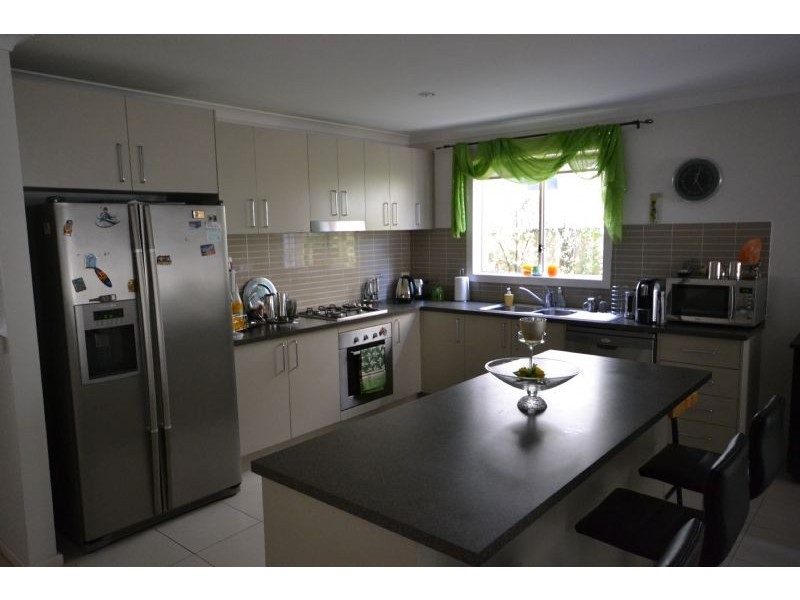 16 Moondani Avenue, Cairnlea VIC 3023