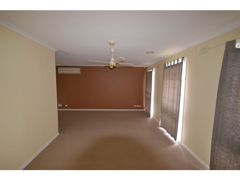 87 Concord Circuit, Albanvale VIC 3021