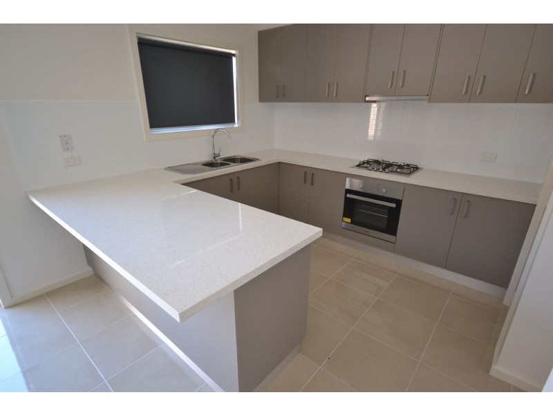 2/3 Maxweld Street, Ardeer VIC 3022