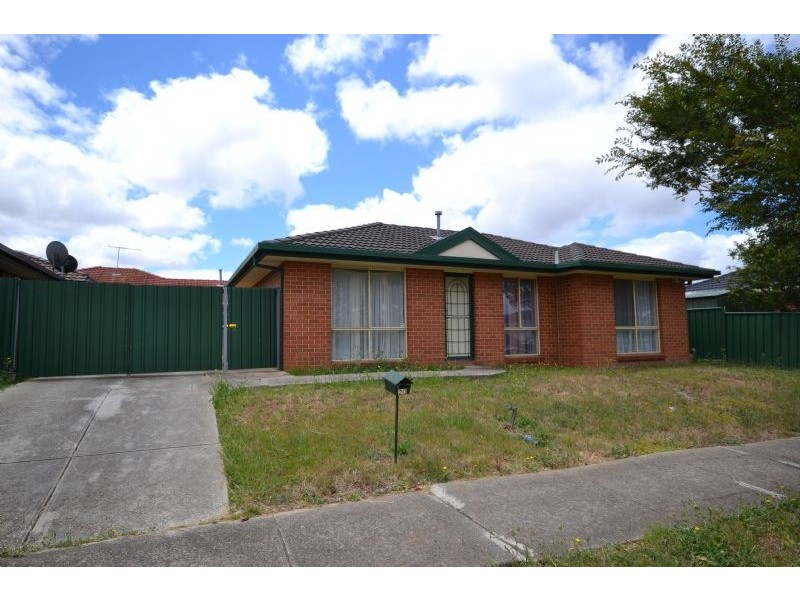 20 Lewis Avenue, Burnside VIC 3023