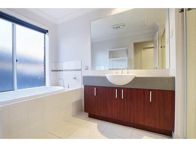 27 Windsor Boulevard, Derrimut VIC 3030