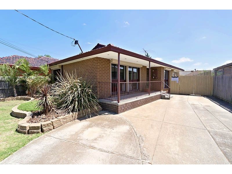 35 Bird Street, Deer Park VIC 3023