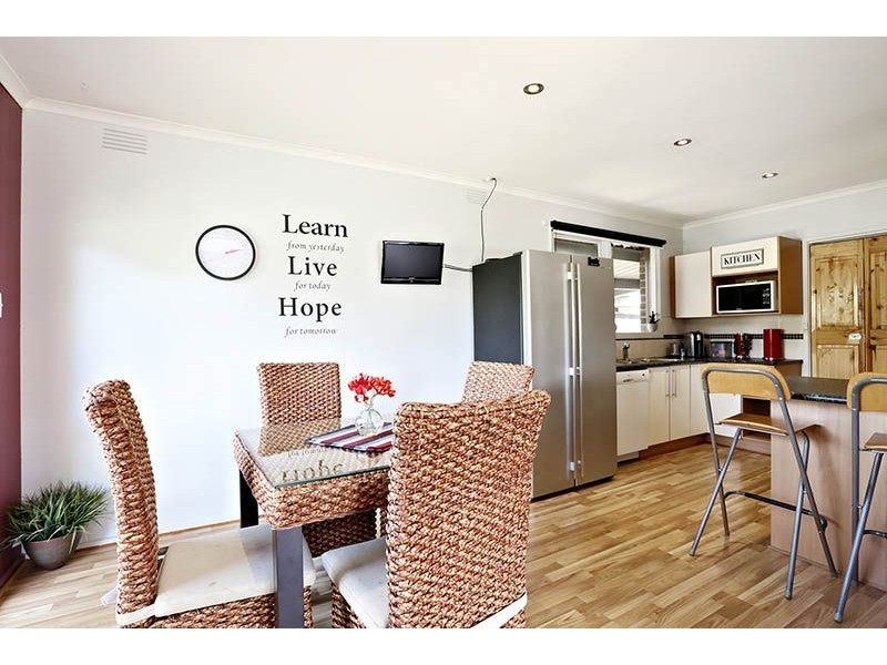 35 Bird Street, Deer Park VIC 3023