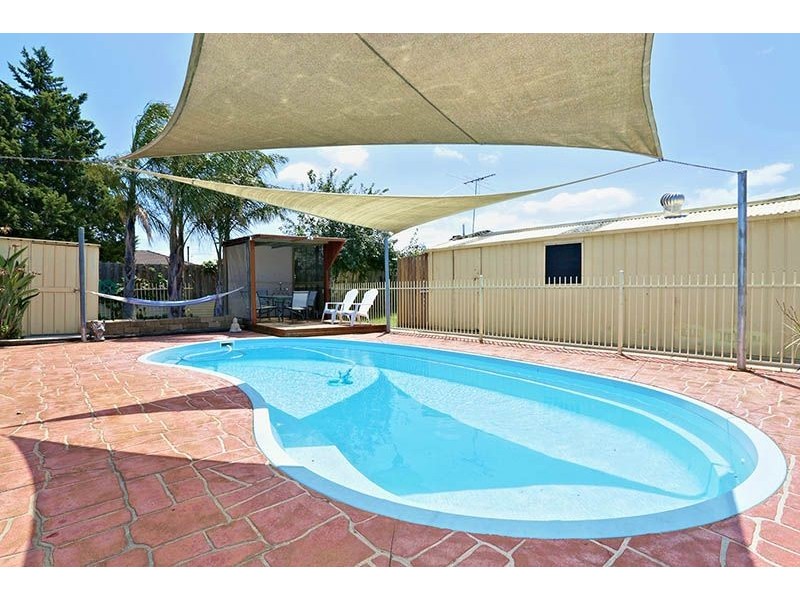 35 Bird Street, Deer Park VIC 3023