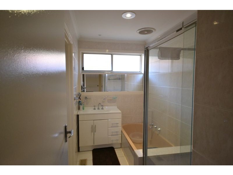 52 Mawson Avenue,, Deer Park VIC 3023