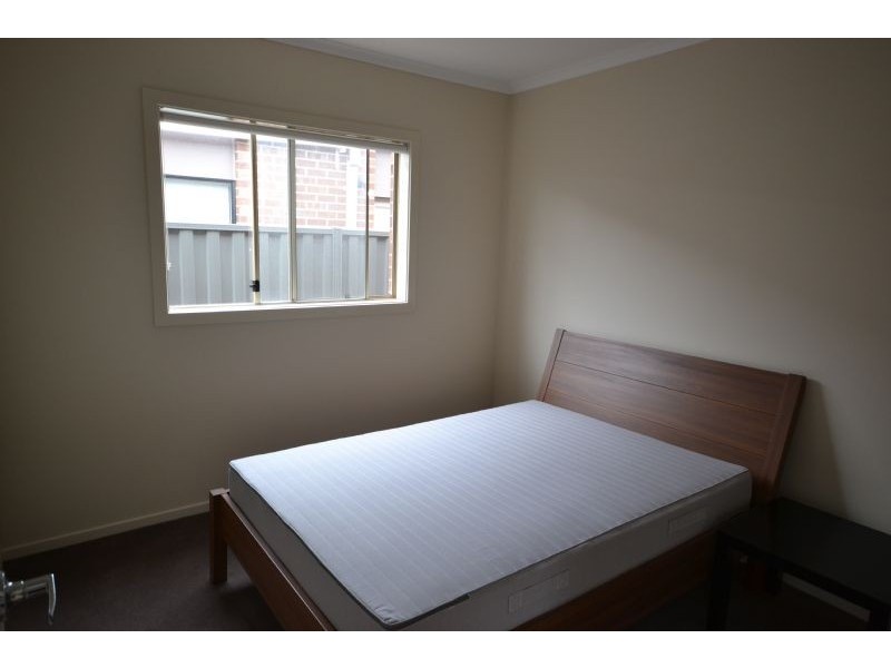 24 Longfield Way, Deer Park VIC 3023