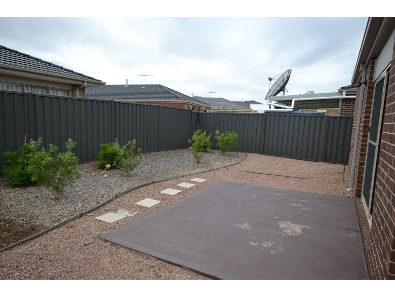 24 Longfield Way, Deer Park VIC 3023