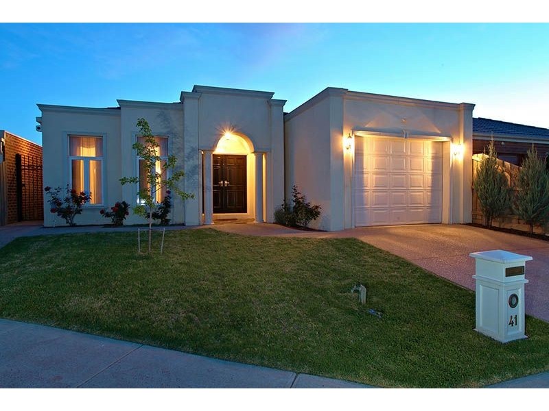 41 Nutwood Crescent, Derrimut VIC 3030