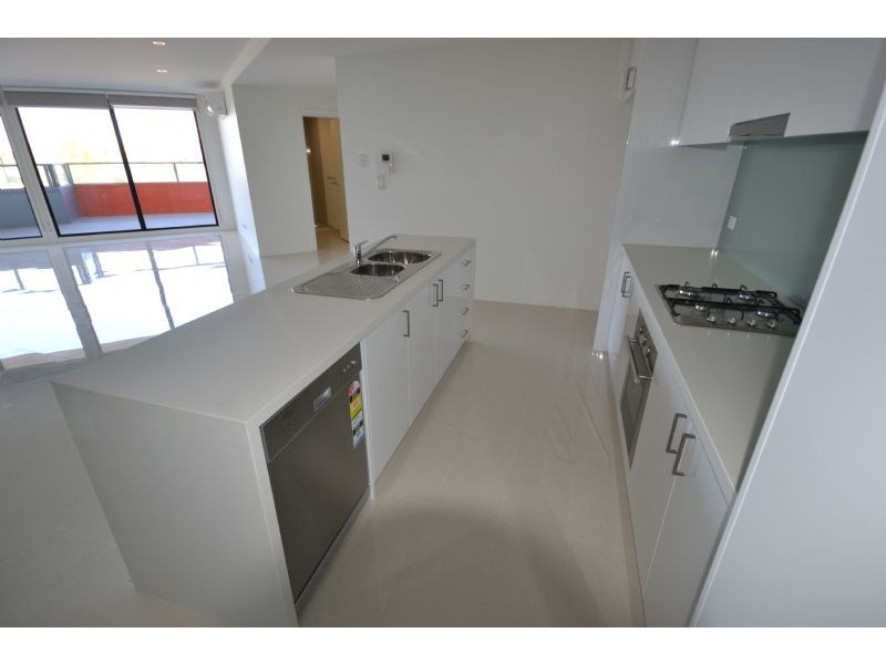 4/1  Woodward Way, Caroline Springs VIC 3023