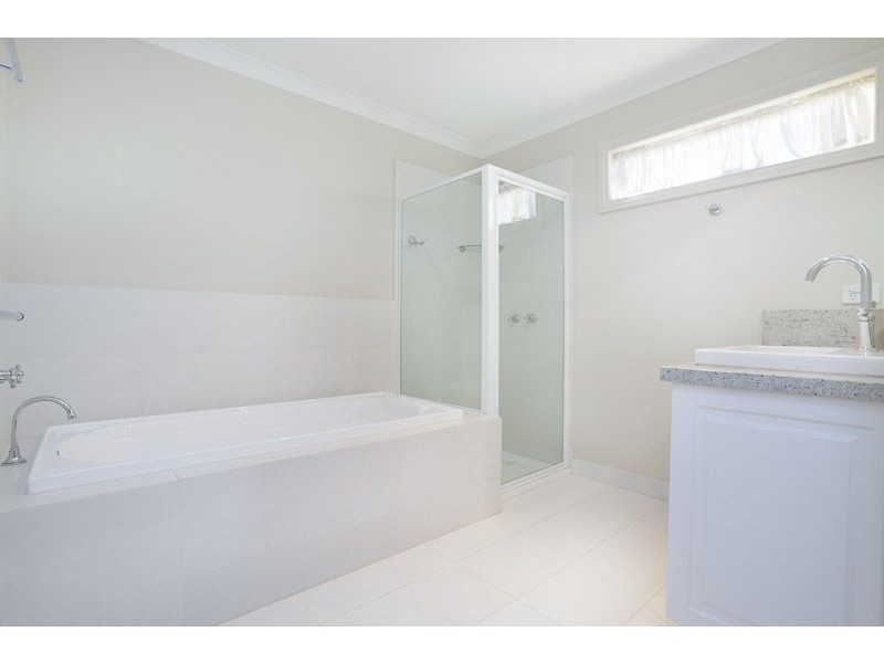 10 Chiswick Crescent, Derrimut VIC 3030