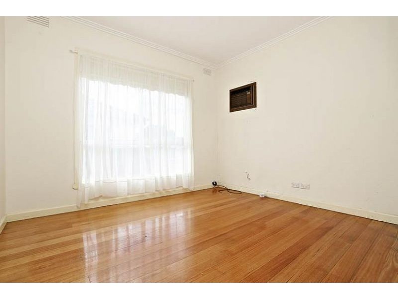 78 Welwyn Pde, Deer Park VIC 3023