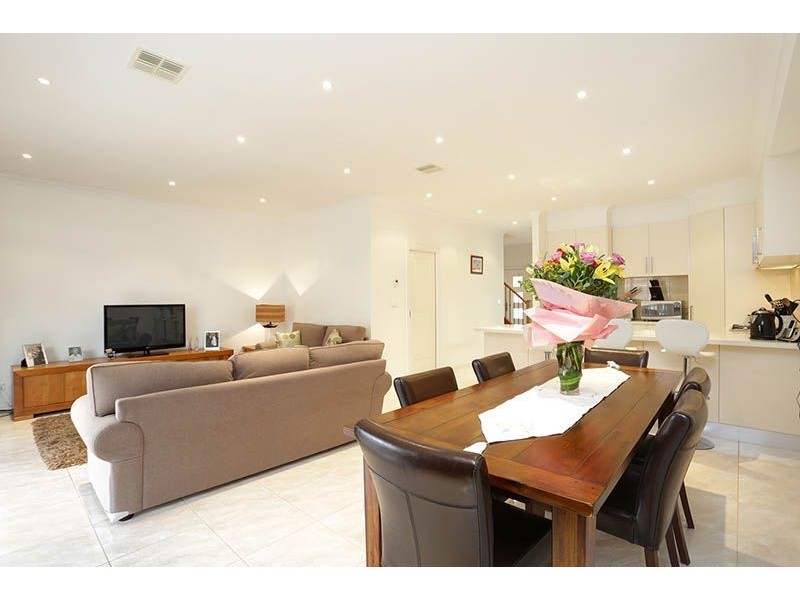117 Cairnlea Drive, Cairnlea VIC 3023