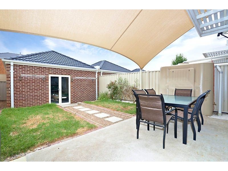 117 Cairnlea Drive, Cairnlea VIC 3023