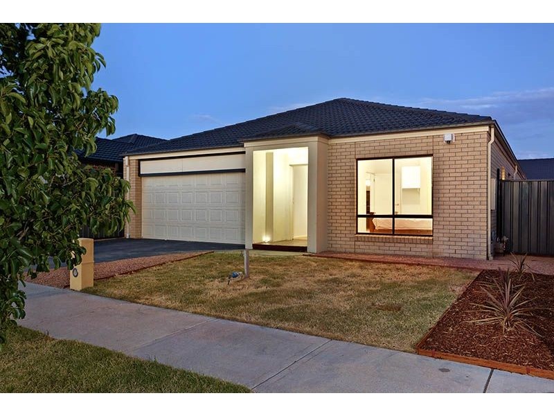 4 Clandon Way, Derrimut VIC 3030