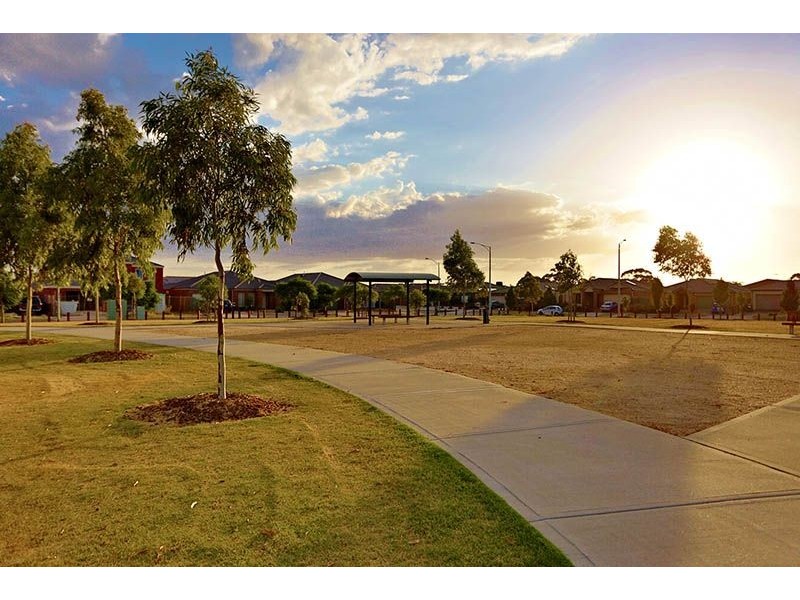 4 Clandon Way, Derrimut VIC 3030