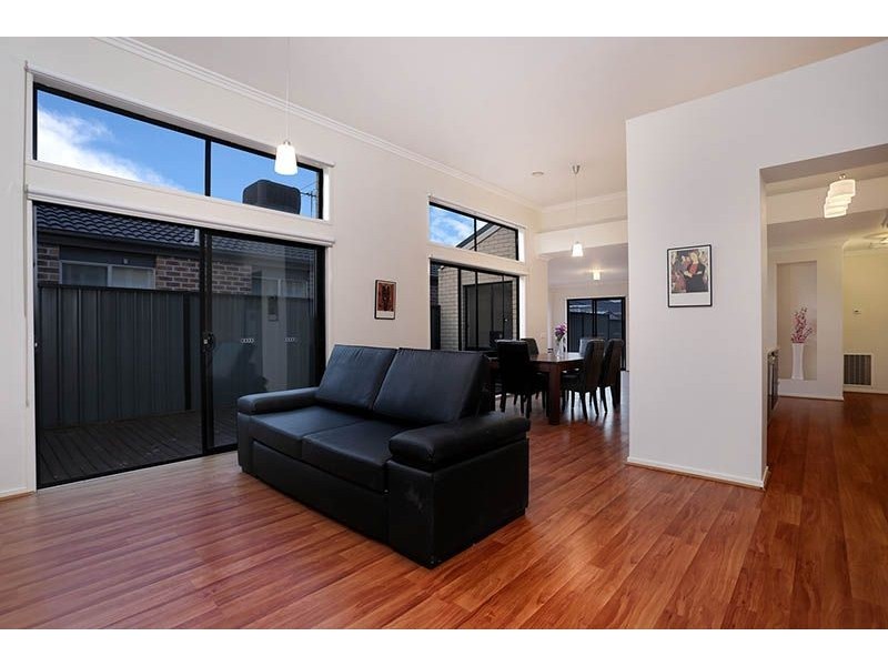 4 Clandon Way, Derrimut VIC 3030