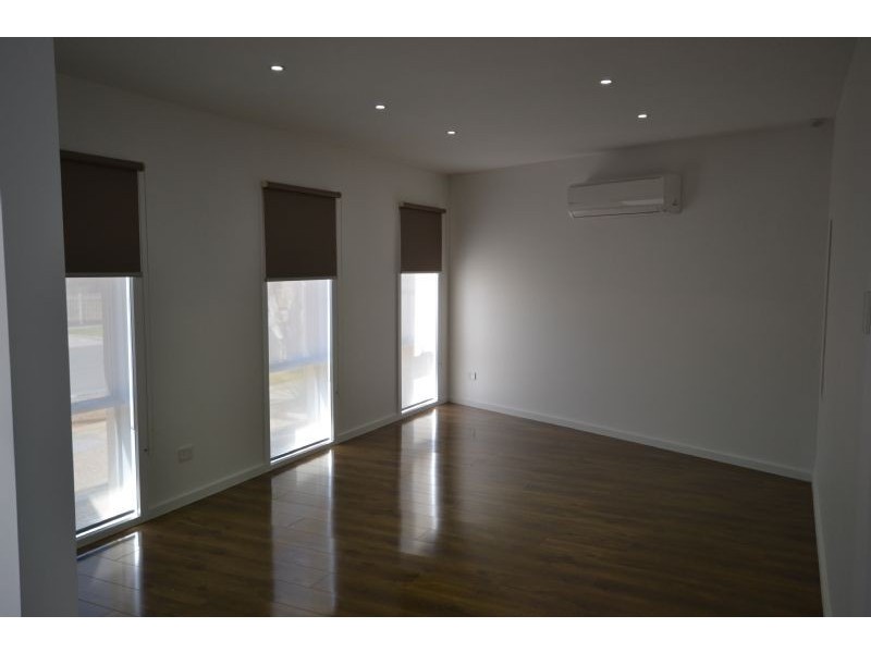 53 Bird Street, Deer Park VIC 3023