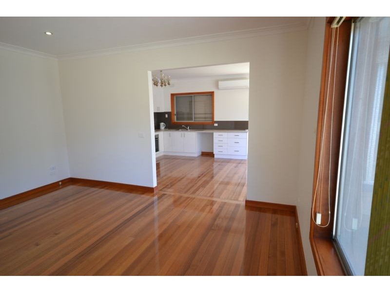 24 Vernon Crescent, Sunshine West VIC 3020