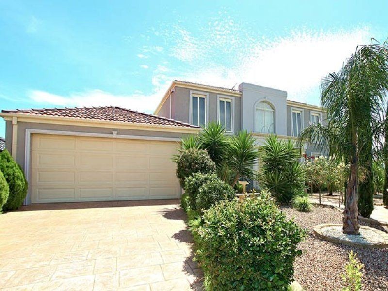 85 Watervale Boulevard, Taylors Hill VIC 3037