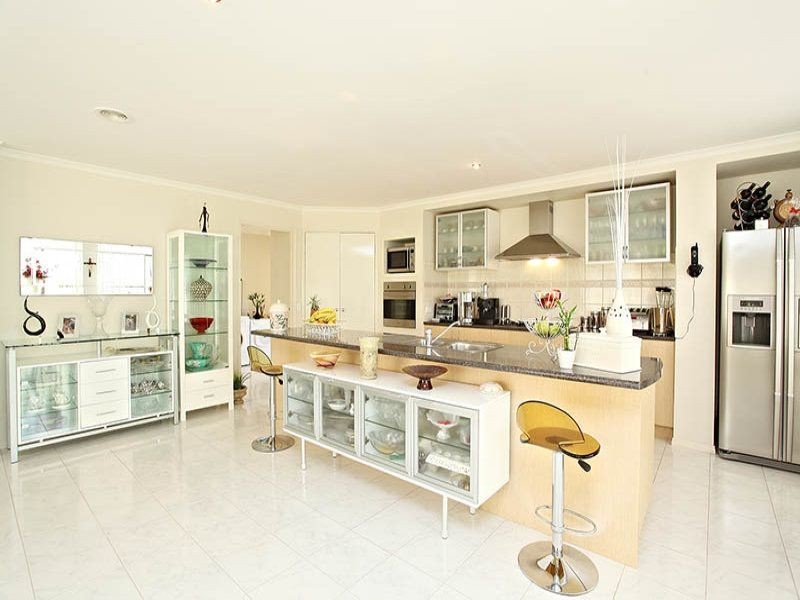 85 Watervale Boulevard, Taylors Hill VIC 3037