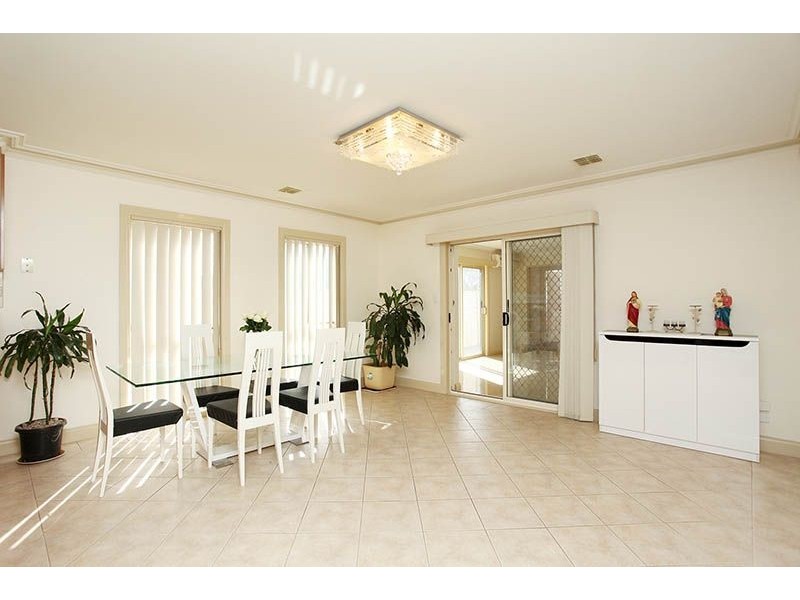 1 Spinifex Street, Cairnlea VIC 3023