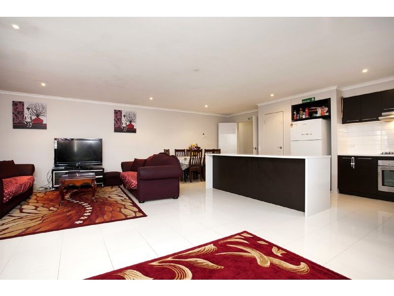 10 Tiverton Parkway, Derrimut VIC 3030