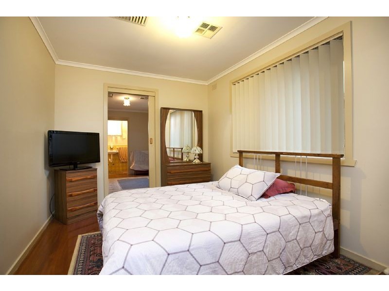 58 Mawson Avenue, Deer Park VIC 3023