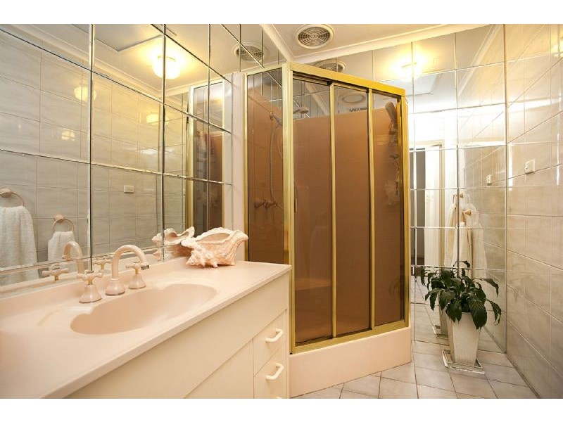 58 Mawson Avenue, Deer Park VIC 3023