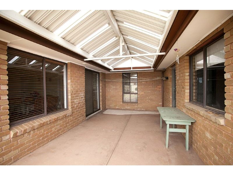 61 Stevenage Crescent, Deer Park VIC 3023