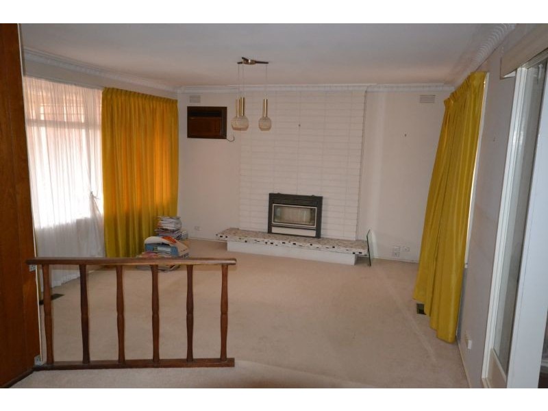 20 Protea Crescent, St Albans VIC 3021