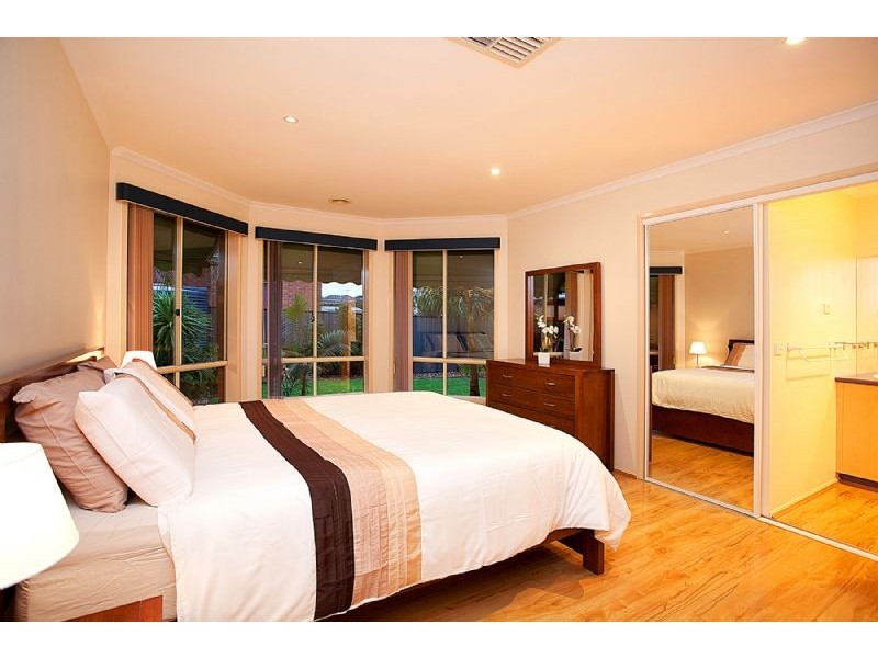 4 Rochester Vista, Derrimut VIC 3030