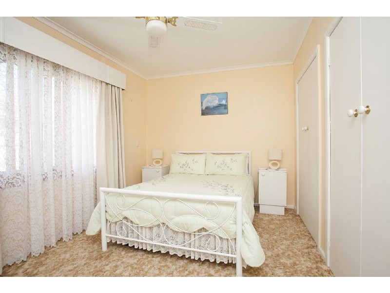 20 Laming Road, Deer Park VIC 3023