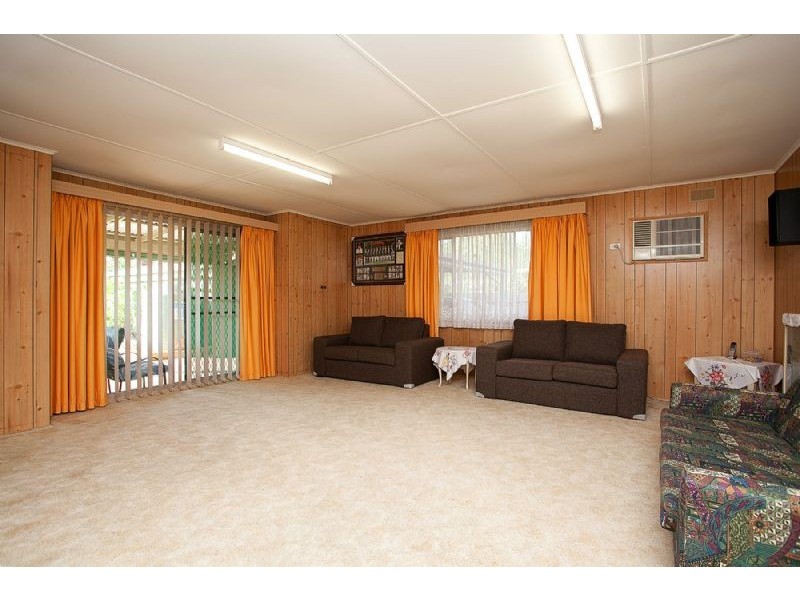 20 Laming Road, Deer Park VIC 3023