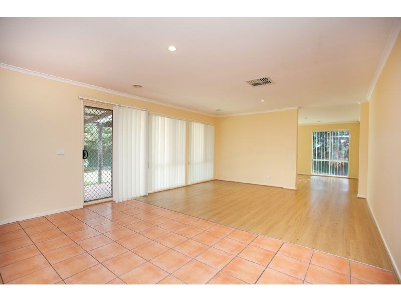 79 Fydler Avenue, Burnside VIC 3023